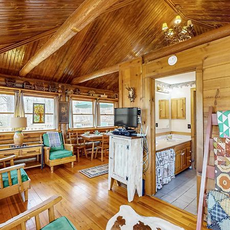 Lake Lucerne - Treehouse Cabin #01 Eureka Springs Eksteriør billede