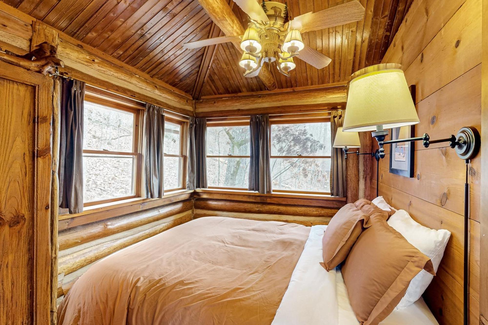 Lake Lucerne - Treehouse Cabin #01 Eureka Springs Eksteriør billede
